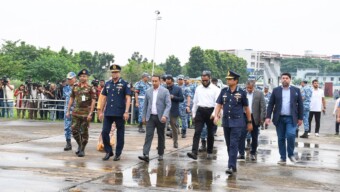 নেপালে অস্থিতিশীল পরিস্থিতিতে অবস্থানরত বাংলাদেশ জাতীয় ফুটবল দল এর বাংলাদেশ বিমান বাহিনীর সি-১৩০বি বিমানের বিশেষ ফ্লাইট এর মাধ্যমে সফলভাবে দেশে প্রত্যাবর্তন