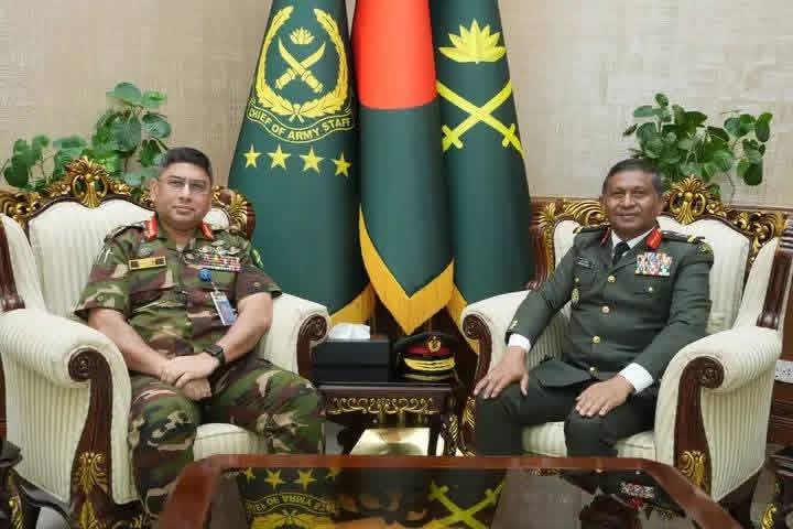 সেনাপ্রধানের সাথে মালদ্বীপ এর চিফ অফ ডিফেন্স ফোর্স Major General Ibrahim Hilmy এর সৌজন্য সাক্ষাৎ