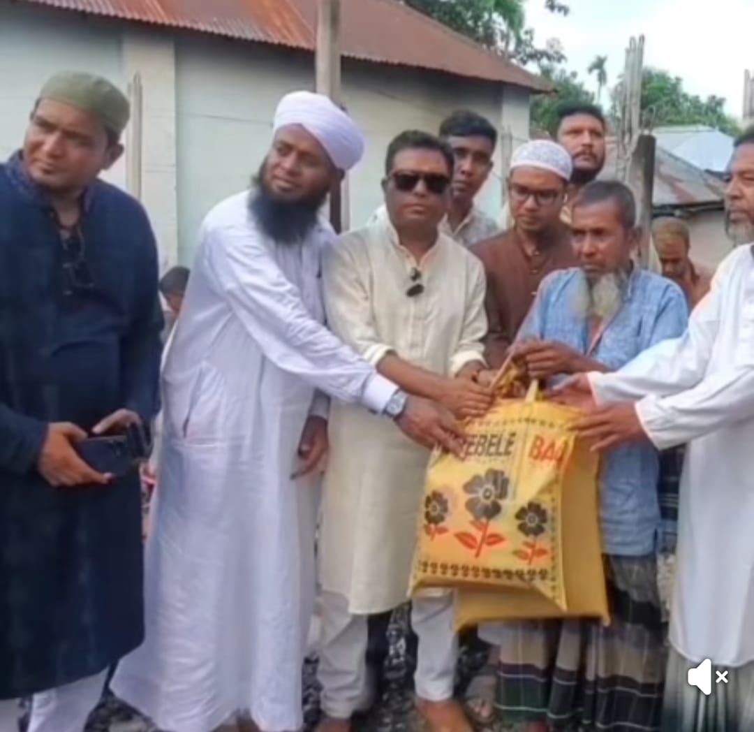 বগুড়ার সাবগ্রাম চকঝপু জিগাতলা গ্রামে ভয়াবহ অগ্নিকাণ্ডে সর্বস্ব হারানো তিন পরিবারের পাশে দাঁড়ালো আমরা বিএনপি পরিবার