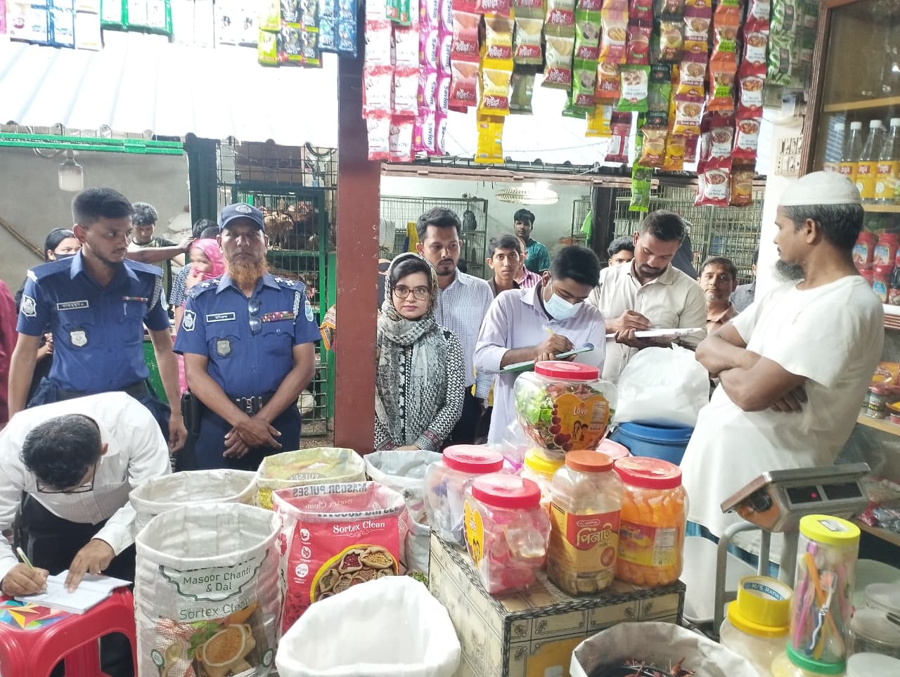বায়ু, শব্দ ও পলিথিন দূষণ রোধে ১,৫৪০ মোবাইল কোর্ট অভিযানে ৩৭৯৭ টি মামলা, ২৬.৩৮ কোটি টাকার জরিমানা