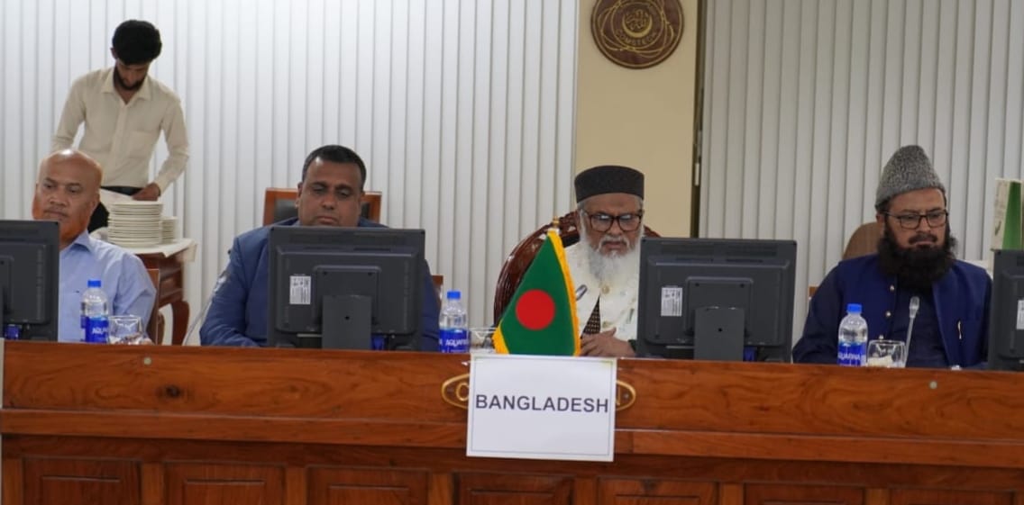 হালাল সার্টিফিকেশন কার্যক্রমে ওআইসি’র সহযোগিতা চাইলেন ধর্ম উপদেষ্টা
