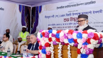 জাতির চেতনা-ইতিহাসকে টিকিয়ে রাখার অন্যতম হাতিয়ার বই-ধর্ম উপদেষ্টা