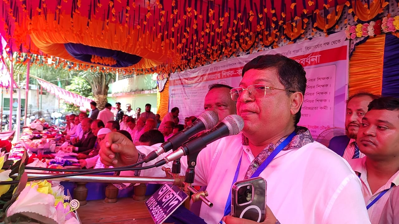 জীবনে প্রতিষ্ঠিত হলে শিকড়ের খোঁজ নাও ; জাহাঙ্গীর আলম জনি