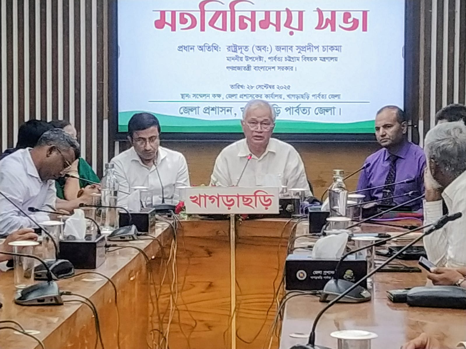 ধর্ষণকারী, নারী নির্যাতনকারী ও অস্ত্রধারীদের বিরুদ্ধে আইনানুগ ব্যবস্থা গ্রহণ করা হবে- উপদেষ্টা সুপ্রদীপ চাকমা