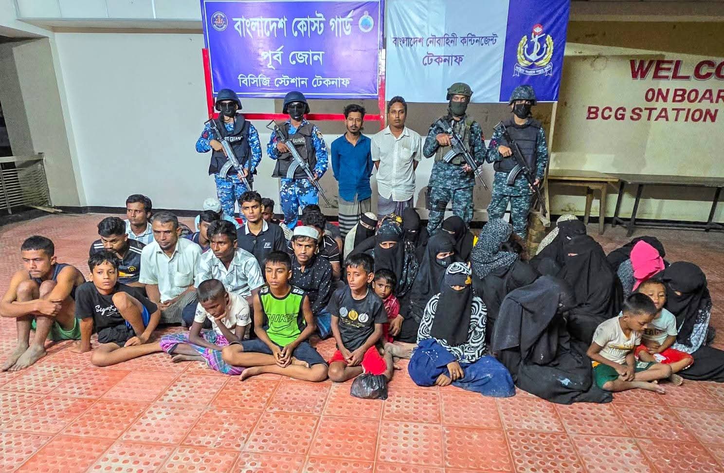 টেকনাফে নৌবাহিনী ও কোস্টগার্ডের অভিযানে অপহরণের শিকার ৩৯ জন উদ্ধার, ২ পাচারকারী আটক