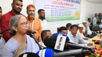 মাছ রক্ষার জন্য নিষিদ্ধ সময়ে মা মাছ ধরা বন্ধ করতে হবে– মৎস্য ও প্রাণিসম্পদ উপদেষ্টা
