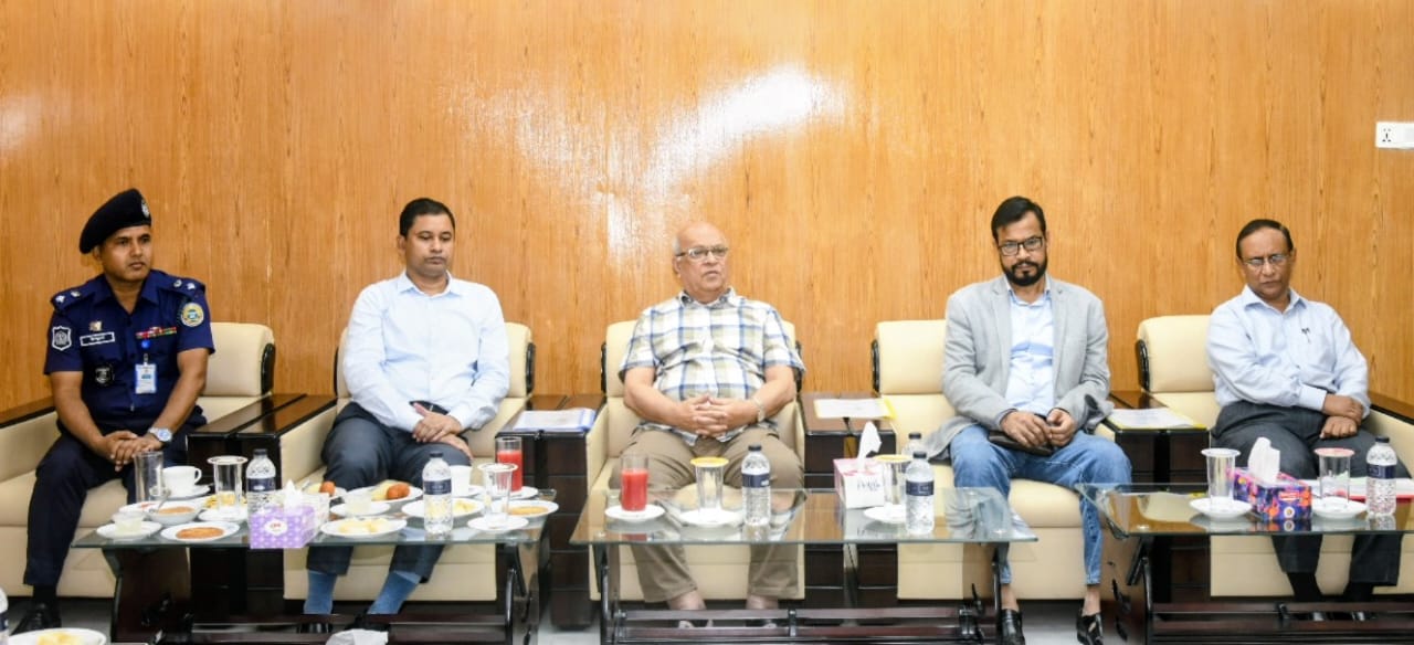 জনগণের দোরগোড়ায় সেবা পৌঁছে দিতে কাজ করছে সরকার-দুর্যোগ ব্যবস্থাপনা ও ত্রাণ উপদেষ্টা