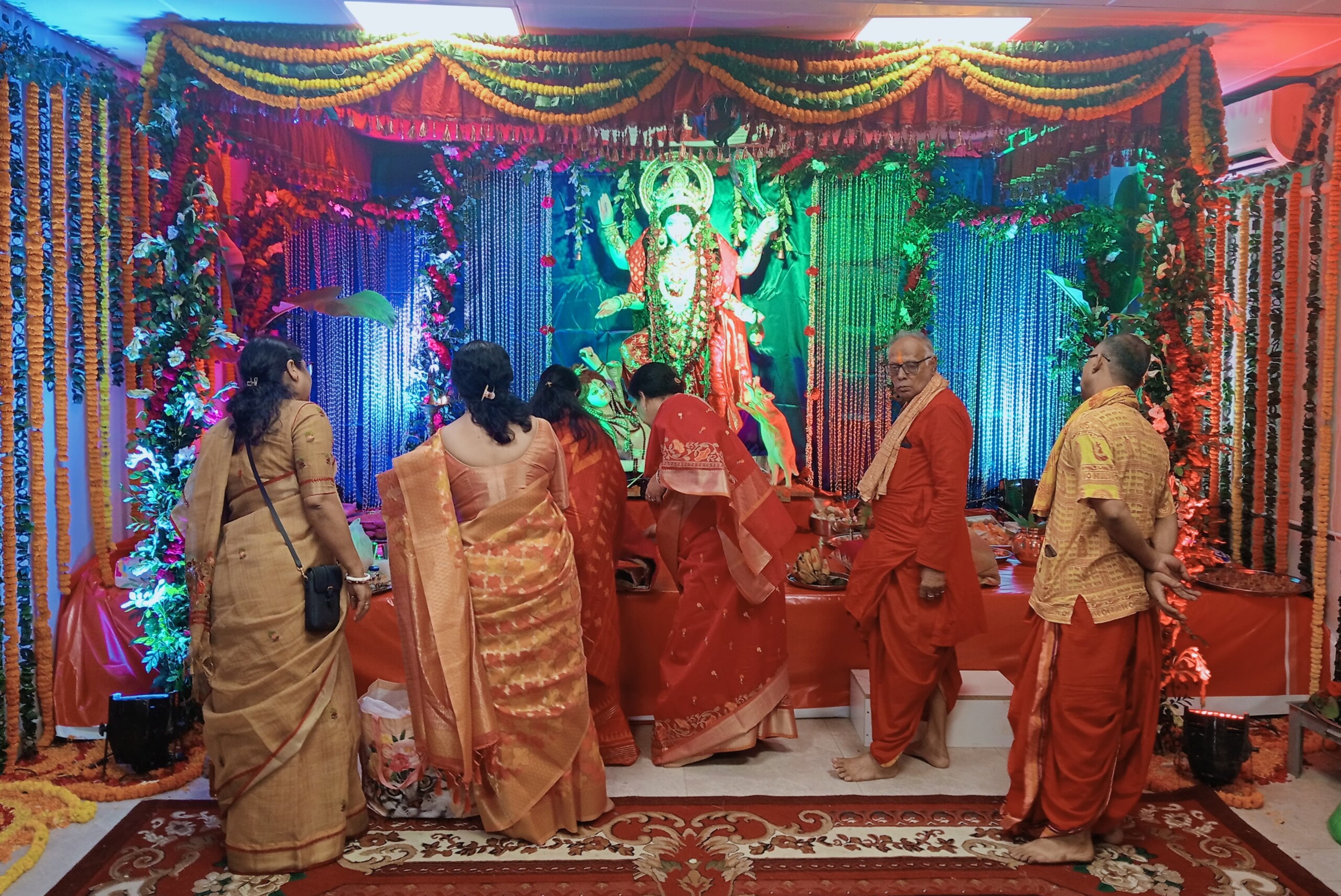 ঢাকায় গুলশান বনানী সার্বজনীন পূজা ফাউন্ডেশন এর উদ্যোগে কালীপূজা অনুষ্ঠিত