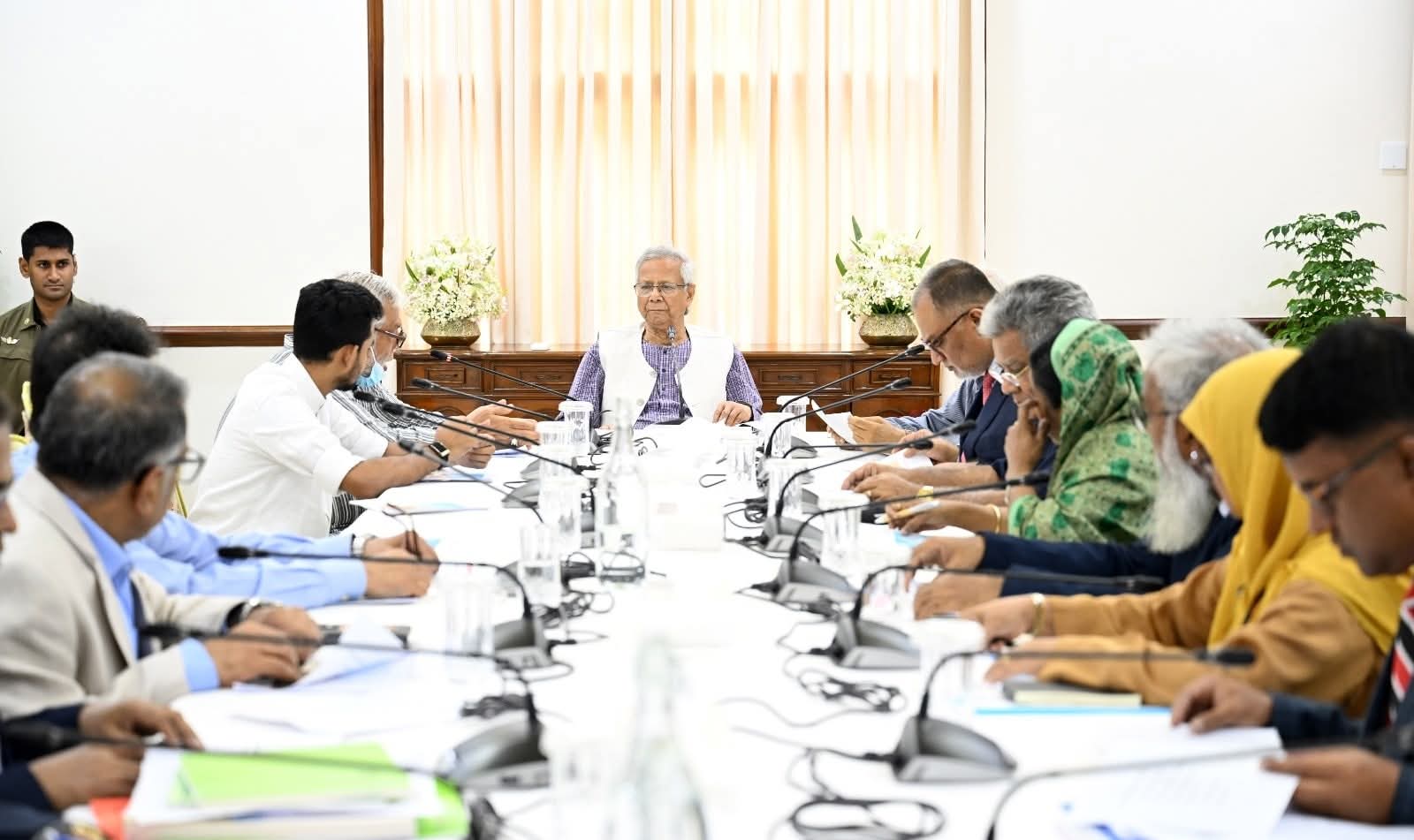 পরিবেশকে প্রভাবমুক্ত রেখে সমন্বিত যোগাযোগ ব‍্যবস্থা তৈরির আহ্বান প্রধান উপদেষ্টার