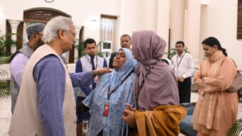 ওসমান হাদির পরিবারের সঙ্গে প্রধান উপদেষ্টার সাক্ষাৎ, সর্বোত্তম চিকিৎসা নিশ্চিতের আশ্বাস