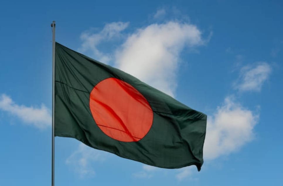 বিজয় দিবসে জাতীয় পতাকা উত্তোলনের ক্ষেত্রে অনুসরণীয় বিধি
