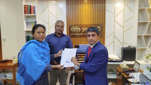 রাঙামাটি-২৯৯ আসনে বিপ্লবী ওয়ার্কার্স পার্টির প্রার্থী জুঁই চাকমার মনোনয়ন ফরম সংগ্রহ
