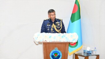 বাংলাদেশ বিমান বাহিনীর ১৩০ তম জুনিয়র কমান্ড ও স্টাফ কোর্সের সনদপত্র বিতরণ অনুষ্ঠান