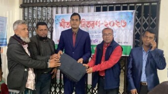 বরুড়া থানা প্রেসক্লাবের উদ্যোগে শতাধিক শীতার্তের মাঝে শীতবস্ত্র বিতরণ