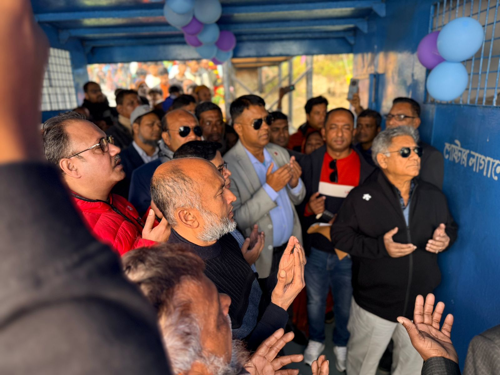 মুলাদী উপজেলার লক্ষীপুর লঞ্চঘাট উদ্বোধন করলেন নৌপরিবহন এবং শ্রম ও কর্মসংস্থান উপদেষ্টা ব্রিগেডিয়ার জেনারেল (অব.) ড. এম সাখাওয়াত হোসেন