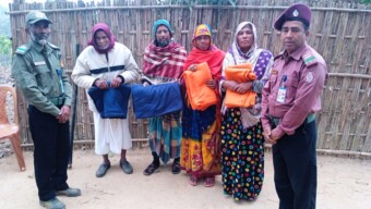 পানছড়ির লোগাং ইউনিয়নে আনসার ও ভিডিপির মানবিক উদ্যোগঅসহায় ও শীতার্তদের মাঝে কম্বল বিতরণ