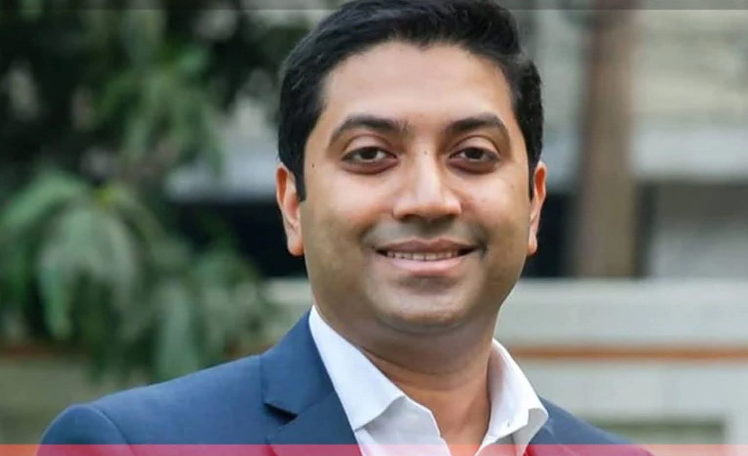 ঢাকা-১৩: ভোটার তালিকায় ব্যাপক গরমিল, ভোট দিতে না পেরে লাইনে দাঁড়িয়ে ক্ষোভ