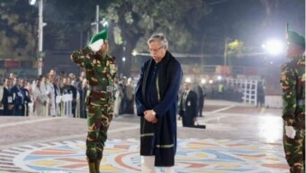 ‘মহান শহীদ দিবস’ ও ‘আন্তর্জাতিক মাতৃভাষা দিবসে’ ভাষা শহীদদের প্রতি শ্রদ্ধা নিবেদন করেছেন রাষ্ট্রপতি