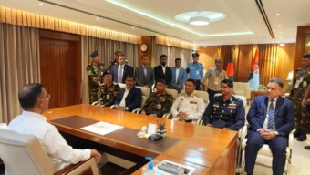 প্রধানমন্ত্রী তারেক রহমান প্রথমবারের মতো সশস্ত্র বাহিনী বিভাগে অফিস করলেন