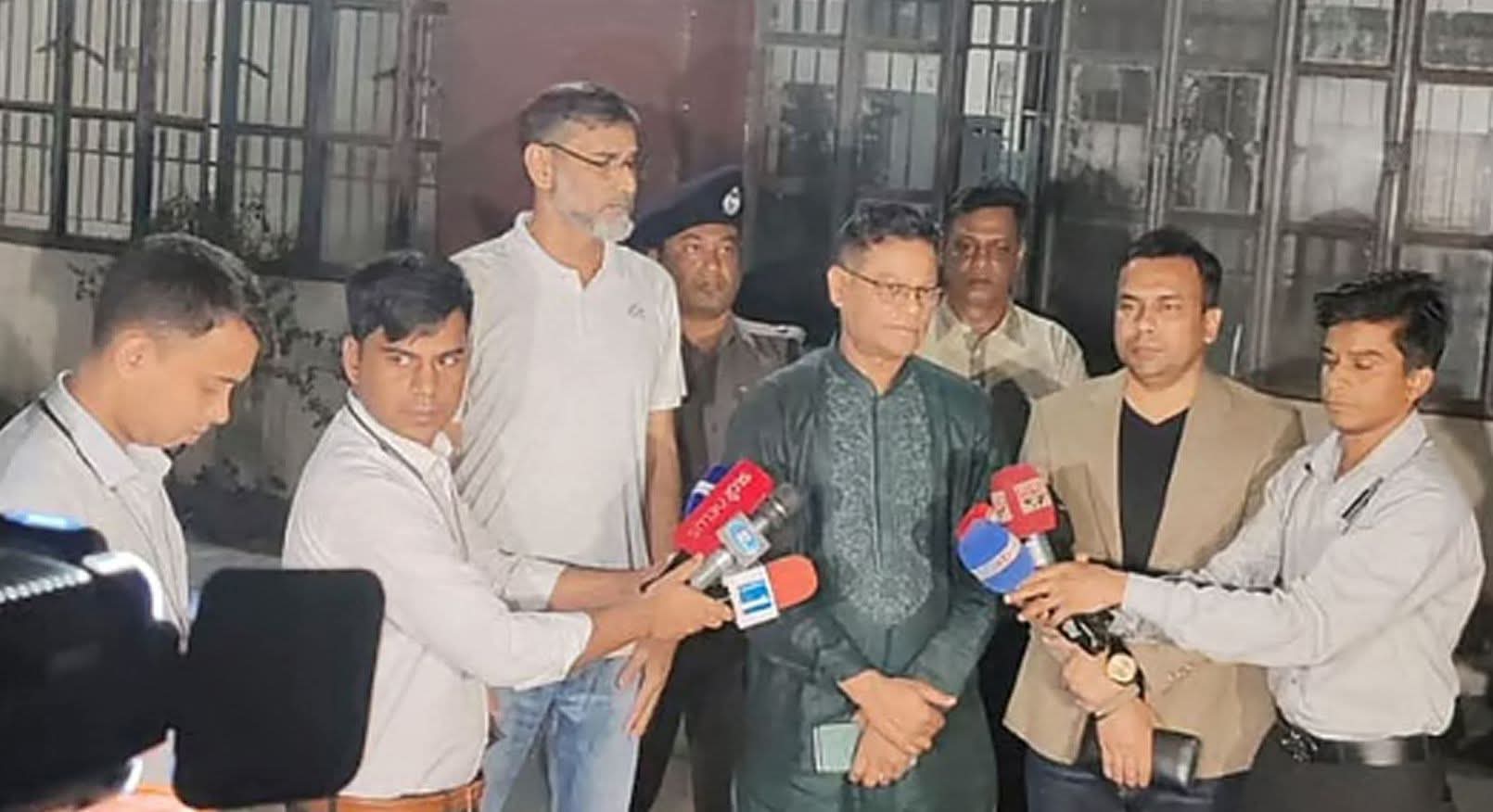 মোহাম্মদপুরের আইন-শৃঙ্খলা পরিস্থিতি পর্যবেক্ষণে আইজিপির বিশেষ পরিদর্শন