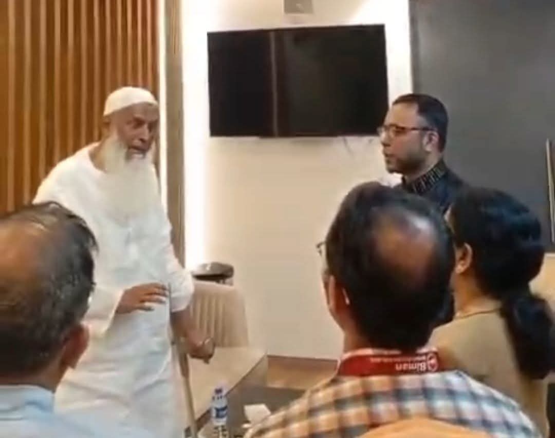 সরকার মধ্যপ্রাচ্যের পরিস্থিতি নিবিড়ভাবে পর্যবেক্ষণ করছে -ধর্মমন্ত্রী কায়কোবাদ