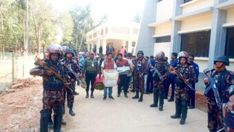 খাগড়াছড়িতে ৫০টি ভোটকেন্দ্রে নিরাপদে পৌঁছালেন প্রিজাইডিং কর্মকর্তারা