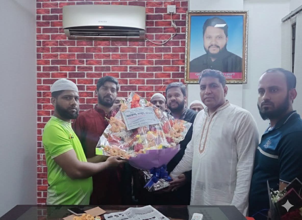 মায়ের দোয়া আর ভোটারদের ভালোবাসায় বিপুল ভোটে সাধারণ সম্পাদক নির্বাচিত হলেন রাজেশ