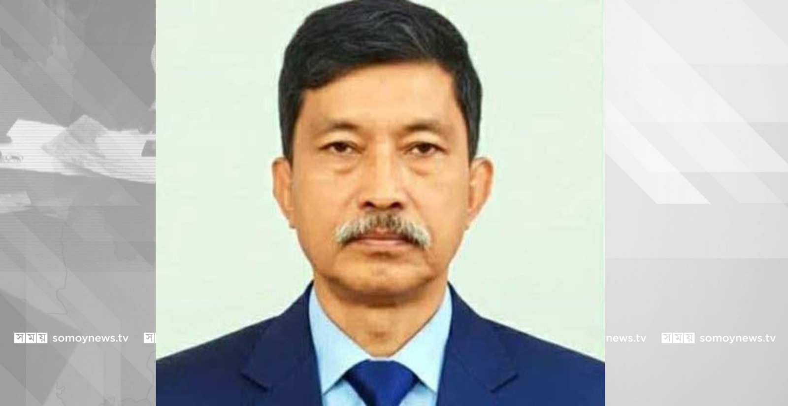 কেন্দ্রীয় শহীদ মিনারে ভাষা শহীদদের প্রতি পার্বত্য চট্টগ্রাম বিষয়ক মন্ত্রী দীপেন দেওয়ান-এর শ্রদ্ধা