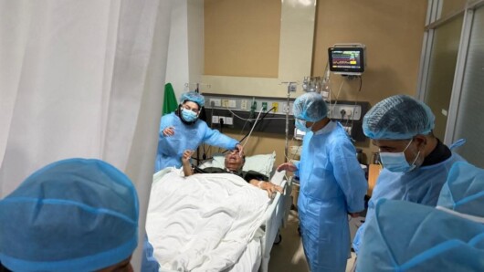 এভারকেয়ারে মির্জা আব্বাসকে দেখতে গেলেন প্রধানমন্ত্রী তারেক রহমান; দ্রুত সিঙ্গাপুর নেওয়ার নির্দেশ
