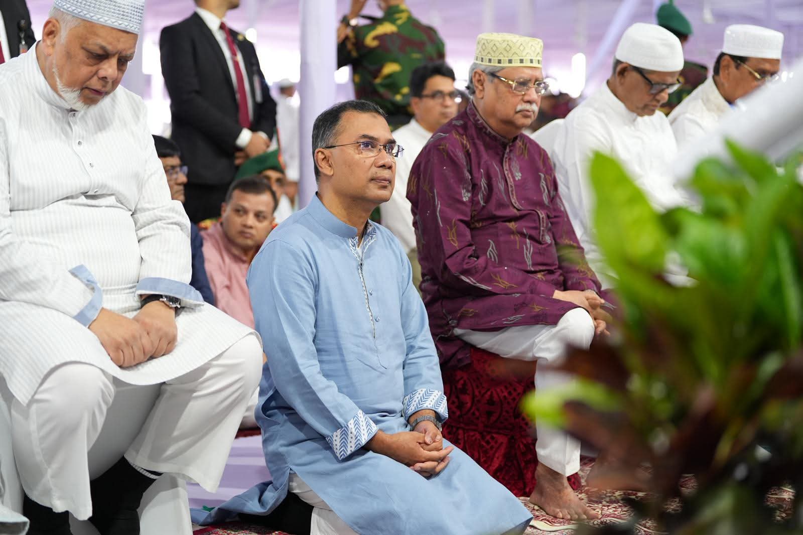 জাতীয় ঈদগাহে প্রধানমন্ত্রীর ঈদুল ফিতরের নামাজ আদায়