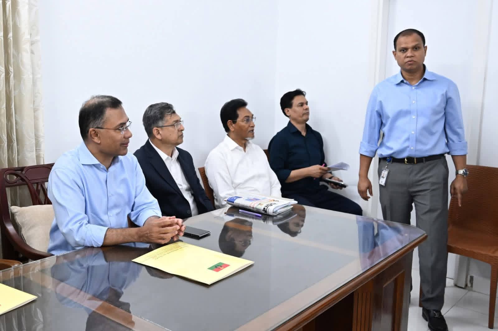 প্রধানমন্ত্রী হিসেবে দায়িত্ব গ্রহণের পর প্রথমবারের মতো বিএনপি কেন্দ্রীয় কার্যালয়ে প্রধানমন্ত্রী তারেক রহমান