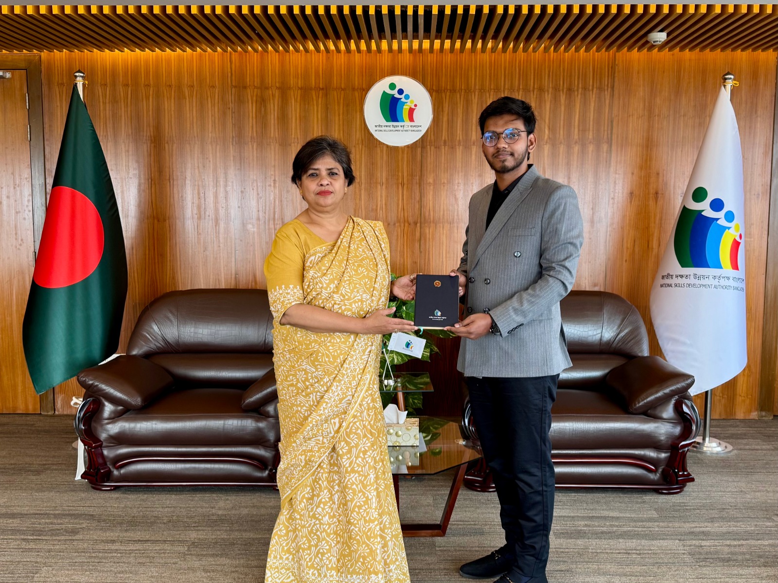 আন্তর্জাতিক কেক আর্ট প্রতিযোগিতায় বাংলাদেশের গোল্ড মেডেল অর্জন