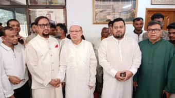 চট্টগ্রামে প্রতিমন্ত্রী ব্যারিস্টার মীর হেলাল উদ্দীনের ঈদ পুনর্মিলনী অনুষ্ঠিত: সর্বস্তরের মানুষের ঢল