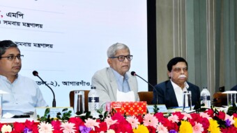 এলজিইডির উন্নয়ন কার্যক্রমে গতি আনতে সমন্বিত পরিকল্পনার ওপর জোর দেওয়ার আহ্বান স্থানীয় সরকার মন্ত্রীর