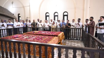 আজ পহেলা বৈশাখ ১৪৩৩ (১৪ এপ্রিল ২০২৬, মঙ্গলবার), টাঙ্গাইলের সন্তোষে মজলুম জননেতা মওলানা আবদুল হামিদ খান ভাসানীর মাজার জিয়ারত করেন মাননীয় প্রধানমন্ত্রী তারেক রহমান