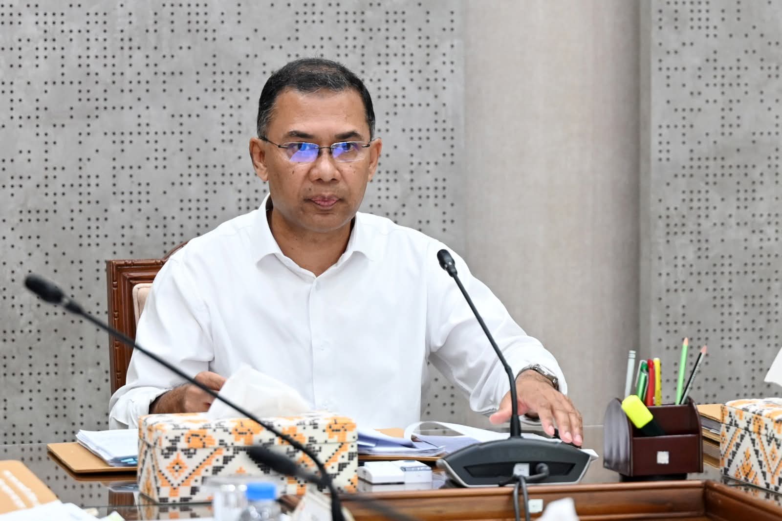 প্রধানমন্ত্রী তারেক রহমান জাতীয় অর্থনৈতিক পরিষদের নির্বাহী কমিটি (একনেক)-এর ২০২৫-২৬ অর্থবছরের ১০ম সভায় সভাপতিত্ব করেন