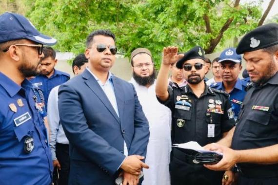 রাষ্ট্রের ভিতর আরেক রাষ্ট্র ” হিসেবে ব্যবহার করে আসা সন্ত্রাসী গোষ্ঠীর অভয়ারণ্য ভেঙে দেওয়া হয়েছে। ডিসি