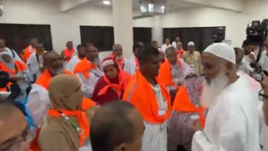 হজযাত্রী সেবা কাজকর্ম মনিটরিংয়ে গভীর রাতে হজক্যাম্পে ধর্মমন্ত্রী কায়কোবাদ