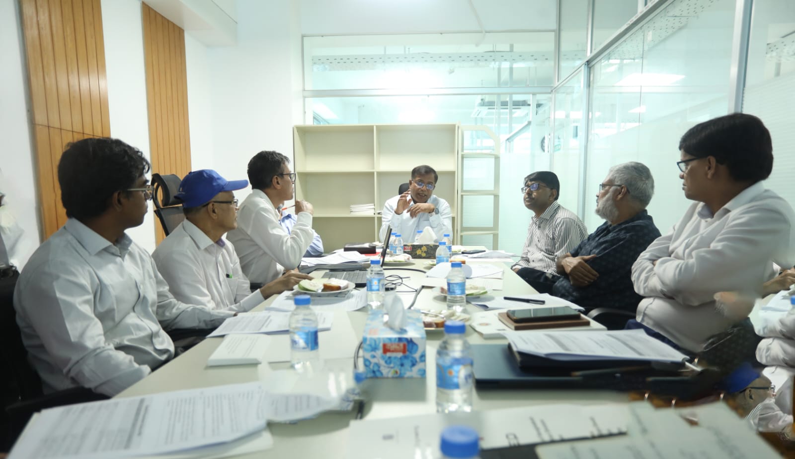 হিট ও আইসিএসইটিইপি প্রকল্পে স্বচছতা বজায় রেখে অপ্রয়োজনীয় খাতে খরচ পরিহার করা এবং সবক্ষেত্রে মিতব্যয়ী হওয়ার আহ্বান ইউজিসি চেয়ারম্যানের