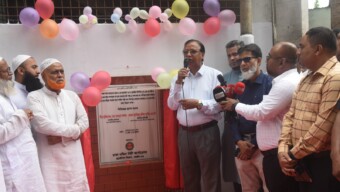 দক্ষিণগাঁও ও নন্দীপাড়ায় ডিএসসিসির রাস্তা উন্নয়ন কাজের ভিত্তিপ্রস্তর স্থাপন