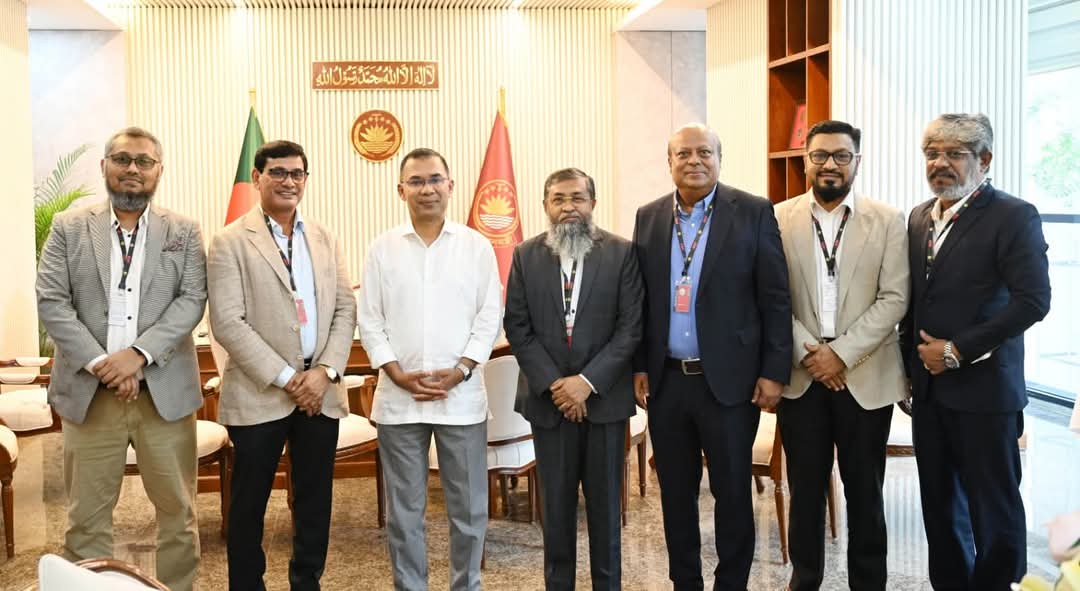 প্রধানমন্ত্রীর সাথে বিকেএমইএ প্রতিনিধিদলের সৌজন্য সাক্ষাৎ: পোশাক খাতের চ্যালেঞ্জ মোকাবিলা ও নীতিগত সহায়তার আশ্বাস