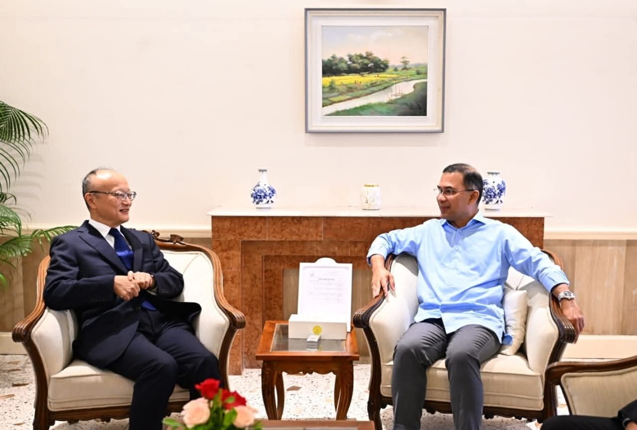 মাননীয় প্রধানমন্ত্রী তারেক রহমানের সঙ্গে সৌজন্য সাক্ষাৎ করেছেন এশীয় উন্নয়ন ব্যাংকের (এডিবি) প্রেসিডেন্ট মাসাতো কান্দার নেতৃত্বে একটি প্রতিনিধি দল