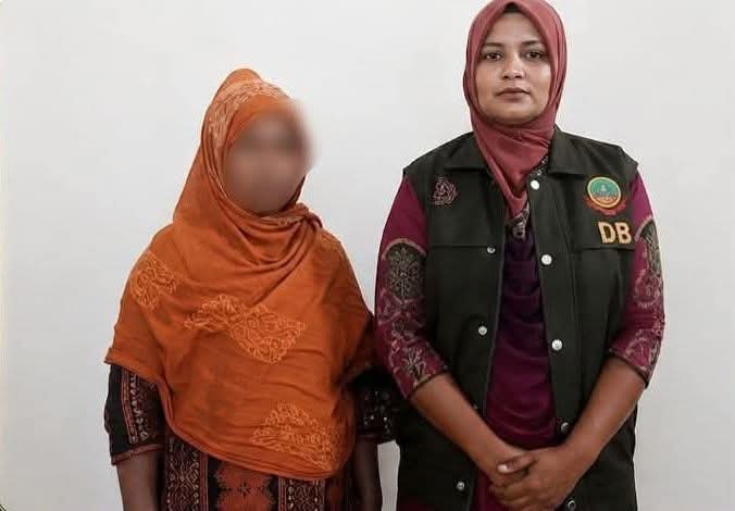 পানের দোকানের আড়ালে ইয়াবা বিক্রি, ডিবির অভিযানের মাদক সম্রাজ্ঞী লাকি আটক