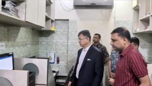 থানাগুলোকে দালালমুক্ত করার নির্দেশ স্বরাষ্ট্রমন্ত্রীর