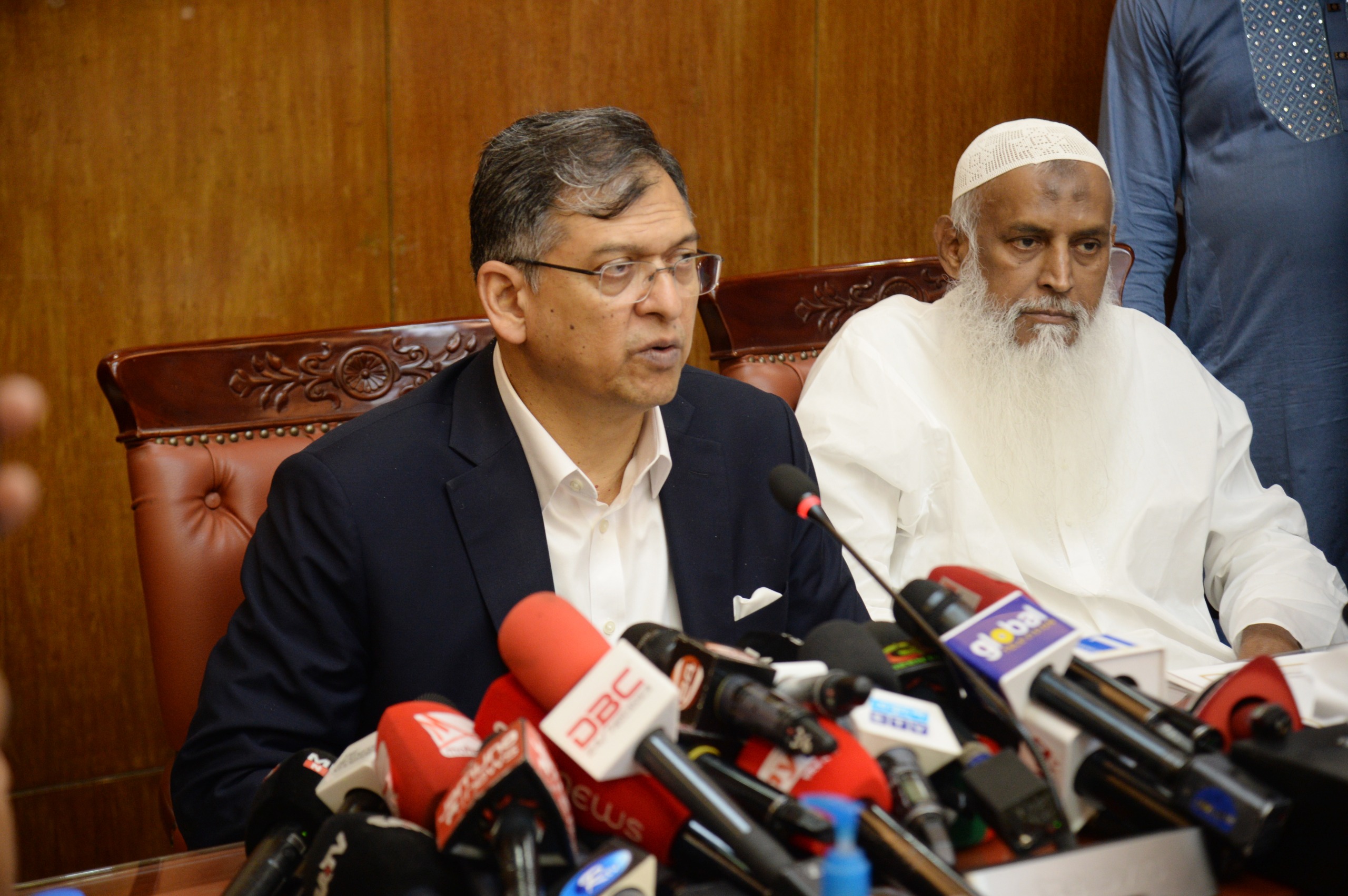 আসন্ন পবিত্র ঈদুল আজহা উপলক্ষ্যে দেশব্যাপী কঠোর নিরাপত্তা নিশ্চিত করা হবে: স্বরাষ্ট্রমন্ত্রী
