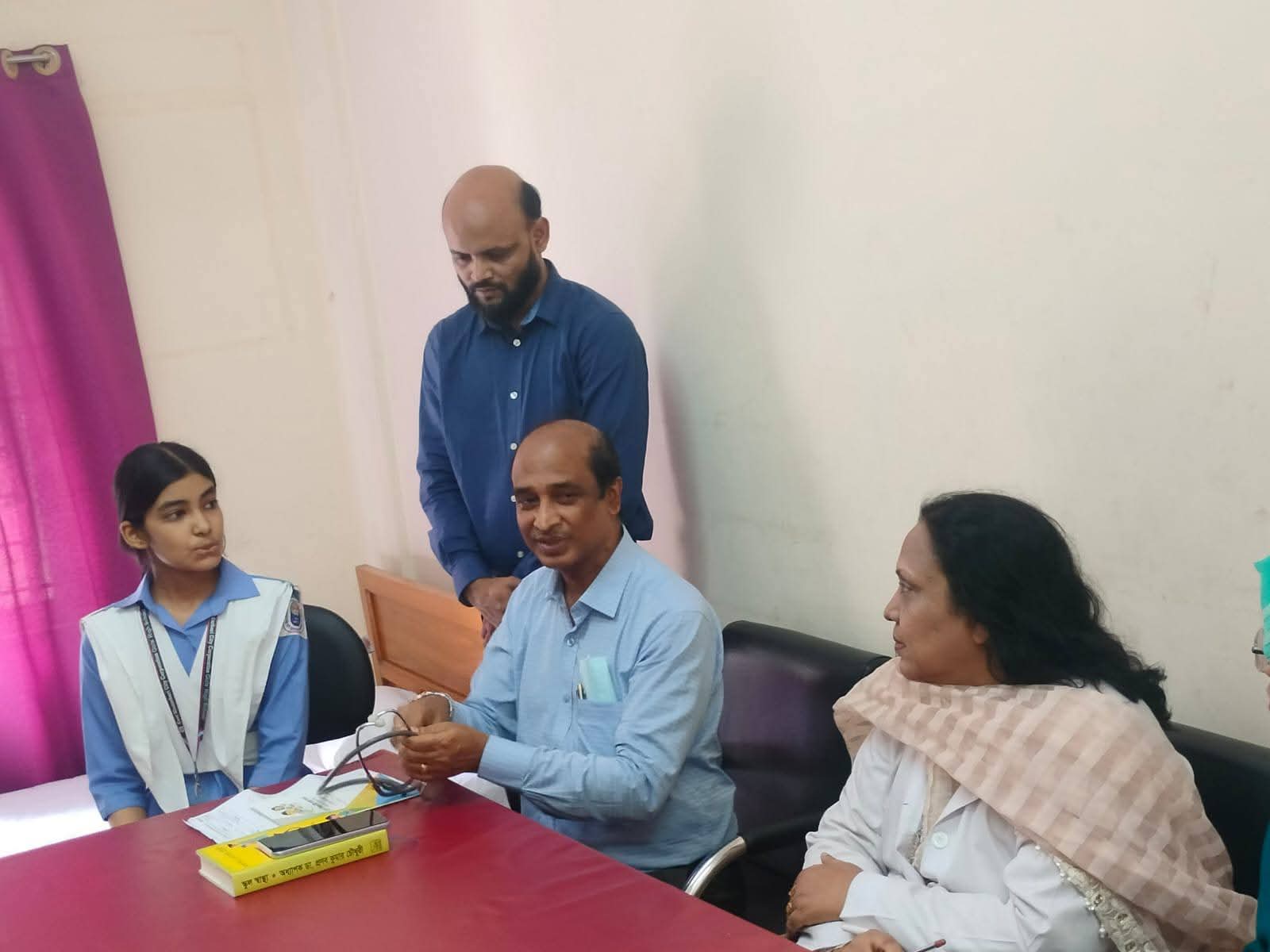 বিশ্বখ্যাত ‘লিভিং ঈগল’ বৈমানিক গ্রুপ ক্যাপ্টেন (অবঃ) সাইফুল আজম- এর ৬ষ্ঠ মৃত্যুবার্ষিকীতে বাংলাদেশ বিমান বাহিনীর গভীর শ্রদ্ধাঞ্জলি