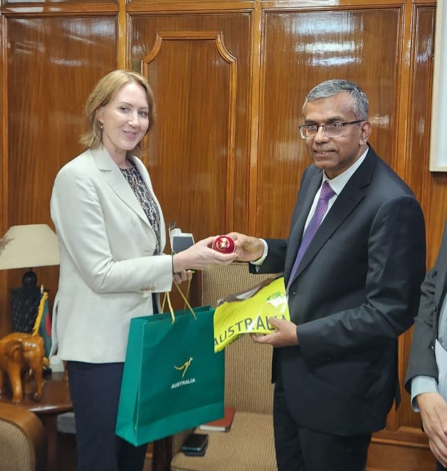 গভর্নর মহোদয়ের সাথে অস্ট্রেলিয়া হাইকমিশনারের বৈঠক