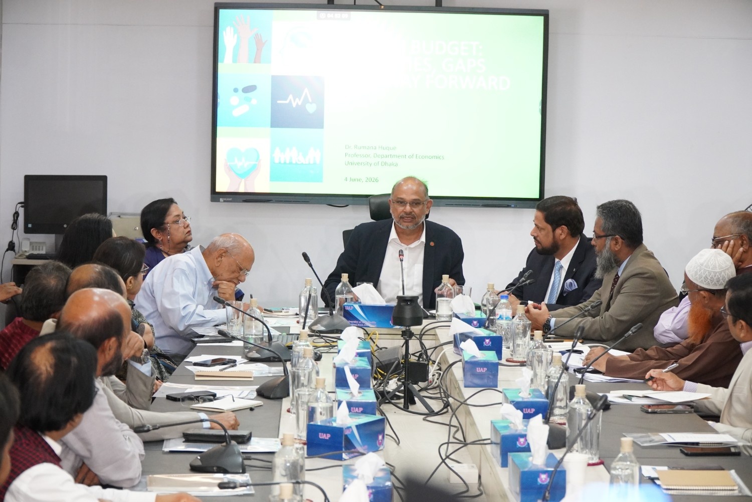 স্বাস্থ্যখাতে বিনিয়োগ বৃদ্ধি ও গবেষণাভিত্তিক নীতিনির্ধারণের ওপর গুরুত্বারোপ