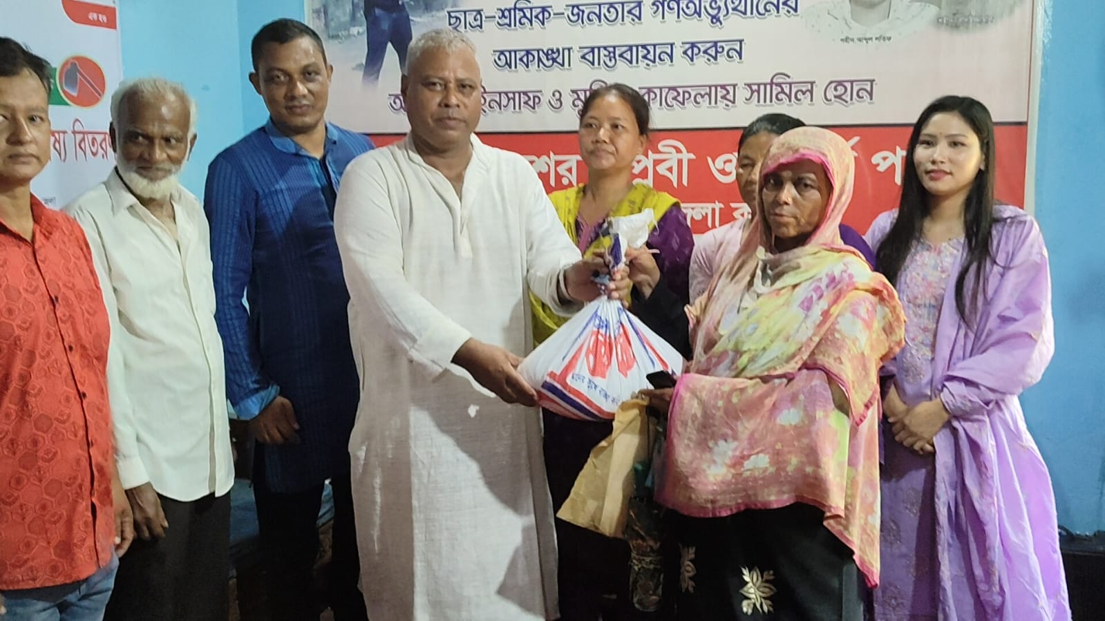 নানা কর্মসূচীর মধ্যদিয়ে রাঙামাটিতে বিপ্লবী ওয়ার্কার্স পার্টির ২২ তম প্রতিষ্ঠাবার্ষিকী উদযাপন
