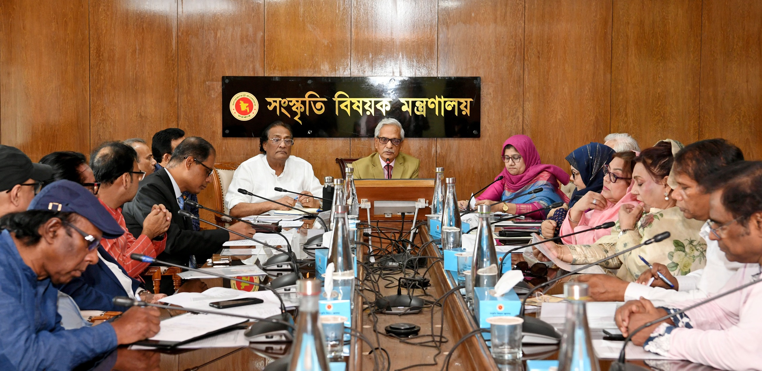 বছরব্যাপী ‘নজরুল বর্ষ’ উদযাপনে সংস্কৃতি মন্ত্রণালয়ের উচ্চপর্যায়ের প্রস্তুতিমূলক সভা অনুষ্ঠিত; বহুমাত্রিক কর্মসূচি ও আন্তর্জাতিক আয়োজনের প্রস্তাবনা পেশ